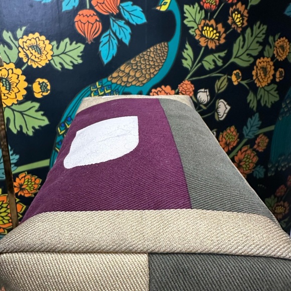 Bally Boothbay Canvas Tote – Oversized “B” Graphic - Picture 14 of 15